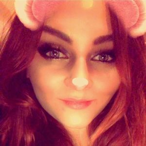 Meet your Posher, Cara